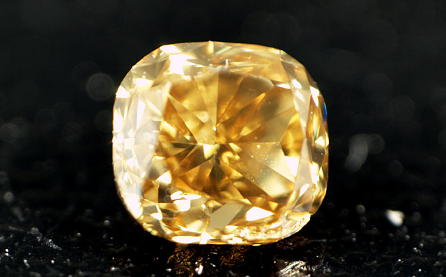 イエローダイヤモンドルース