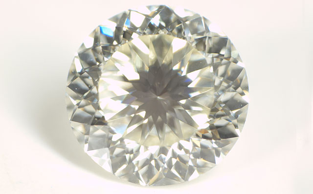 114面体カットダイヤモンド