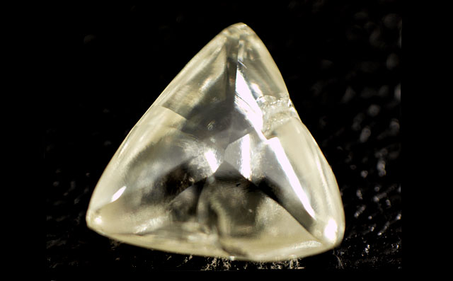 原石ダイヤモンドルース