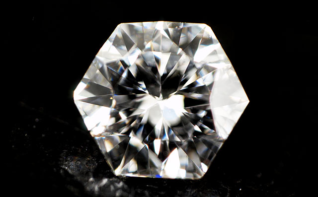 Eカラーダイヤモンドルース