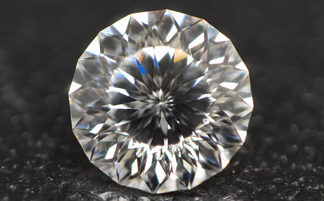 114面体カット ( 正16角形 ) 天然ダイヤモンド ルース(裸石) 0.219ct, Eカラー, VS-1 【中央宝石研究所ソーティング袋付】 【 送料無料 】