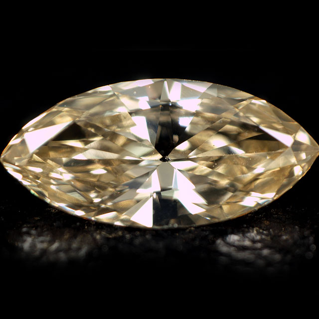 【 2a型 】 天然ダイヤモンド ルース(裸石) 0.364ct, Very Light Yellowish Brown, VS-1, マーキースカット 【 中央宝石研究所ソーティング袋付 】 【 送料無料 】