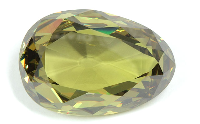 【取扱終了】ほぼ実物大のレプリカ ( キュービックジルコニア製 ) ドレスデン・グリーン ( Dresden Green ) 【 送料無料 】