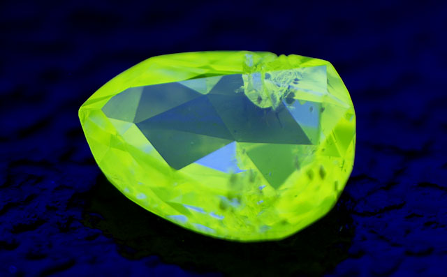 イエローダイヤモンドルース