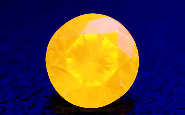 イエローダイヤモンドルース