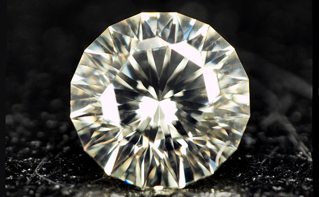 ダイヤモンドルース