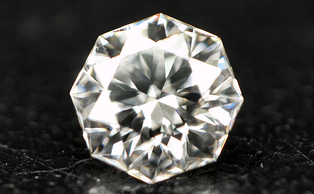 クリスタルムーン ダイヤモンドルース