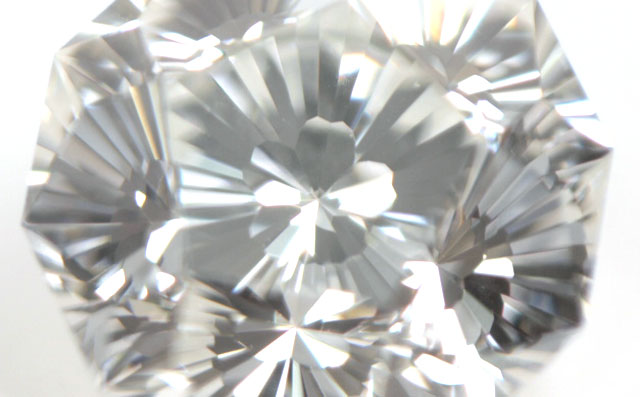 【 10角形 77面体カット 】 天然ダイヤモンド ルース(裸石) 0.159ct, F, VS-1 【 桜の花びら/さくら/サクラ 】 【 中央宝石研究所ソーティング袋付 】 【 送料無料 】