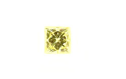 イエローダイヤモンド ルース 0.912ct プリンセスカット