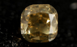 イエローダイヤモンド