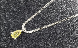 18金ホワイトゴールド ペンダントトップ加工