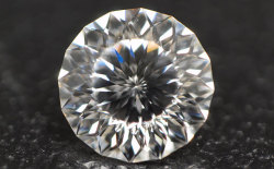 114面体カット ( 正16角形 ) 天然ダイヤモンド ルース(裸石) 0.219ct, Eカラー, VS-1 【中央宝石研究所ソーティング袋付】 【 送料無料 】