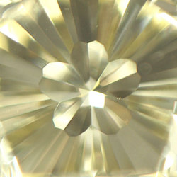 アンダーNカラーダイヤモンド(桜)ルース