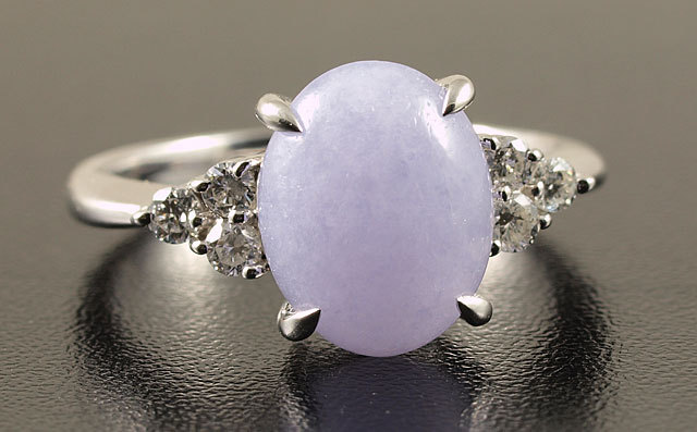 ラベンダーヒスイ 3.54ct リング(指輪) プラチナ900 (ラベンダージェイド)