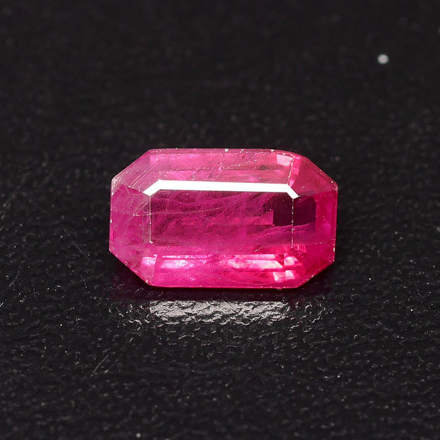 ルビー ルース(裸石) 1.25ct ( Ruby / 紅玉 / コランダム ) 【 送料無料 】