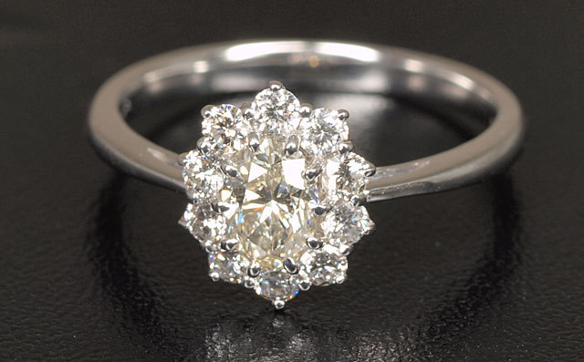 Lカラーダイヤモンド リング(指輪) 0.446ct, L, SI-1, オーバル  