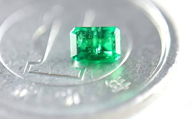 エメラルド　宝石　ルース エメラルド ルース(裸石) 0.21ct 【 3月17日の誕生日石 】 【 5月の