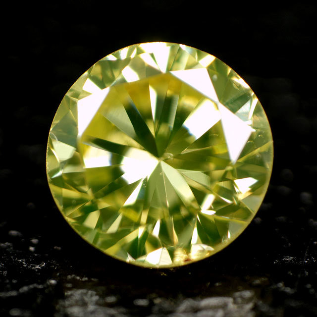 天然イエローダイヤモンド ルース(裸石) 0.182ct, SI-1 【蛍光性が