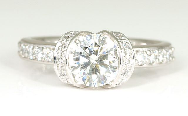 天然ダイヤモンド リング(指輪) 【1ctを超える大粒ダイヤ】 