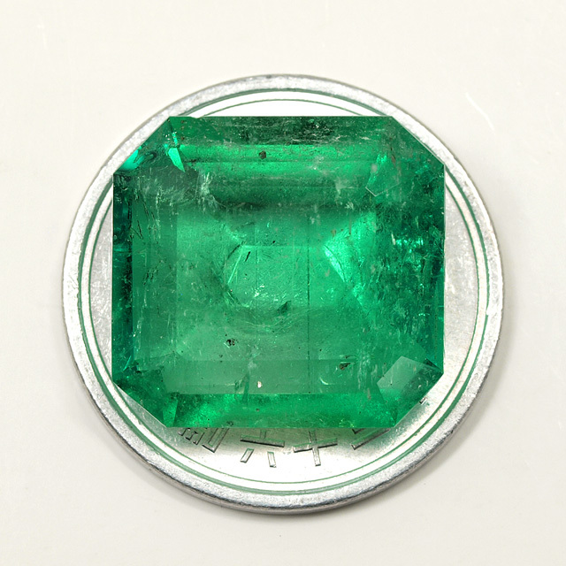 エメラルド ルース(裸石) 9.335ct 日本宝石科学協会ソーティング付 