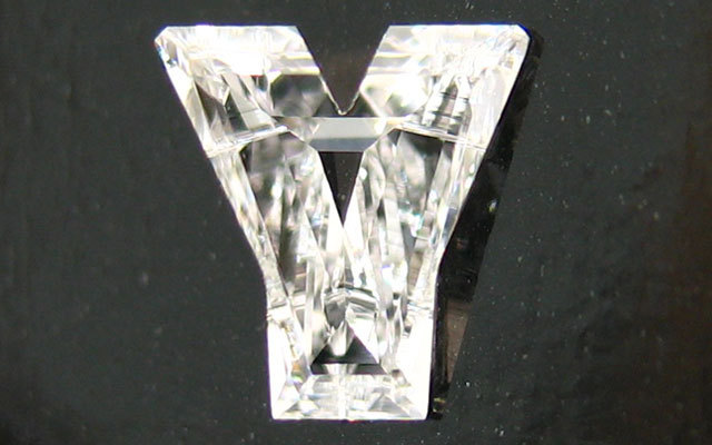 Y」字形 ダイヤモンド ルース 0.200ct 【 イニシャルが「Y」の方に 