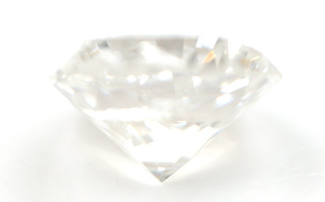 天然ダイヤモンド ルース(裸石) 0.370ct, Gカラー, I-2, Poor 【 中央 