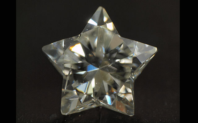 星型ダイヤモンド ルース 0.534ct, L ( Faint Yellow ), SI-2 