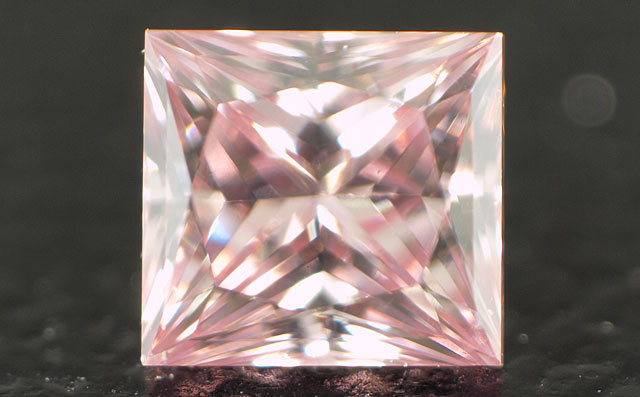ピンクダイヤモンド ルース 0.121ct, Fancy Pink, VS2, プリンセス 