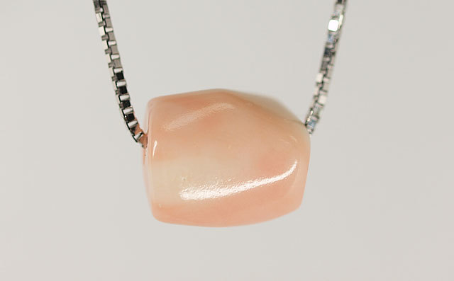 エンジェルスキンコーラル (本ボケ珊瑚) Pt850(プラチナ850  