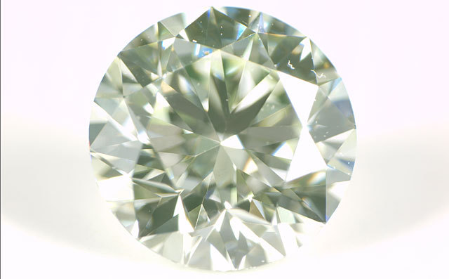 天然グリーンダイヤモンド ルース(裸石) 0.369ct 【蛍光性がストロング 