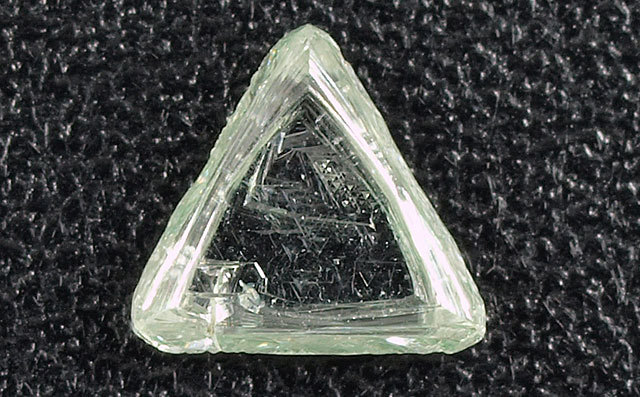 天然ダイヤモンド原石(マクル) ルース(裸石) 0.902ct 【淡いグリーン 