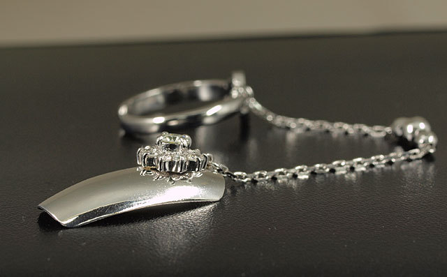 ジュエリーネイルチップ 取扱終了】ネイルチップ ( つけ爪 ) 天然ダイヤモンド 0.43ct