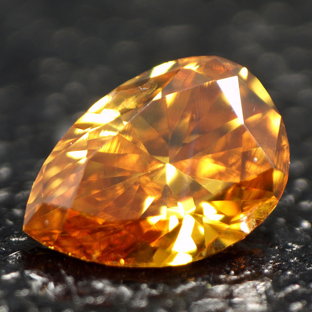 天然イエローダイヤモンド ルース(裸石) 0.103ct, Fancy Deep