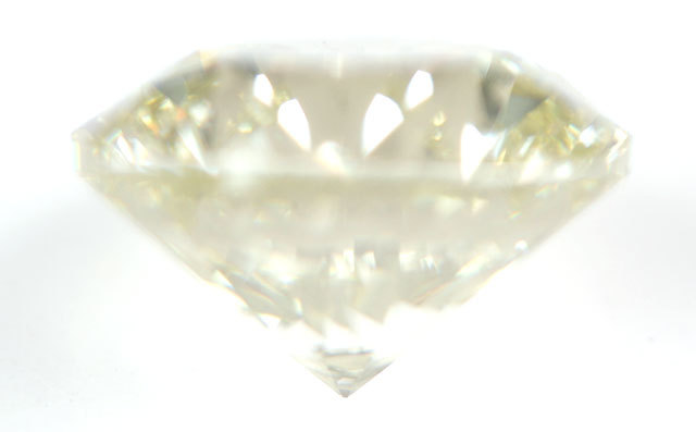 蛍光性： ストロング・レッド 】 天然イエローダイヤモンド 0.18ct