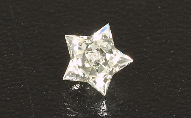 天然ダイヤモンド 五芒星の星型ルース 0.348ct, J, SI-1 【スター 