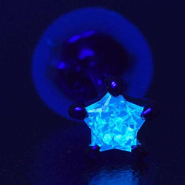 天然ダイヤモンド 0.117ct, Lカラー, SI2 片耳用ピアス 18金ピンク