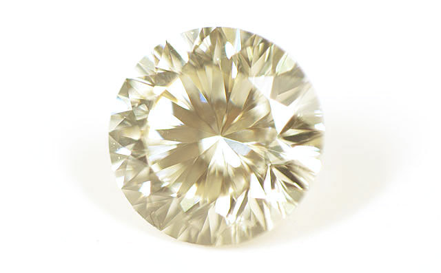 122面体カット 】 天然ダイヤモンド ルース(裸石) 0.080ct, Kカラー  