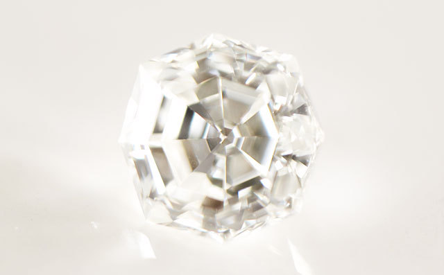 八角形】オクタゴナル・ステップ・カット ダイヤモンド, 0.080ct, G 
