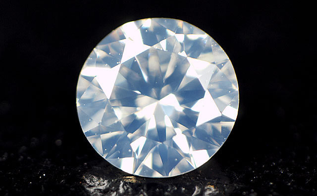 天然ホワイトダイヤモンド ルース(裸石) 0.140ct, Fancy White (ファンシーホワイト),VS-1, 【 キレイなラウンドブリリアントカットです。 】【 中央宝石研究所ソーティング袋付 】【 送料無料 】