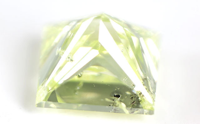 天然グリーンダイヤモンド ルース (裸石) 0.246ct 【 ファンシー 