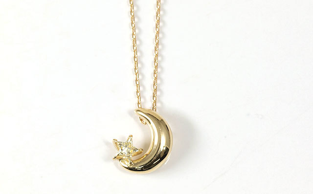 スターカット ( 星型・五芒星) イエローダイヤモンド 0.111ct, Very 