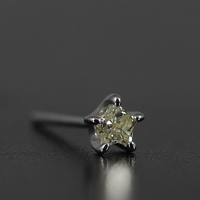 天然ダイヤモンド 0.113ct, M, SI-1 片耳用ピアス（シングルピアス 