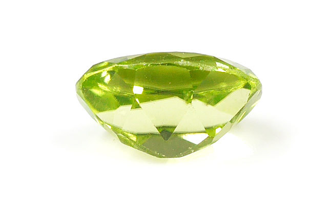 ペリドット ルース(裸石) 0.87ct, オーバル(楕円形) (ペリドート ペリドット ルース(裸石) 0.87ct, オーバル(楕円形) (ペリドート