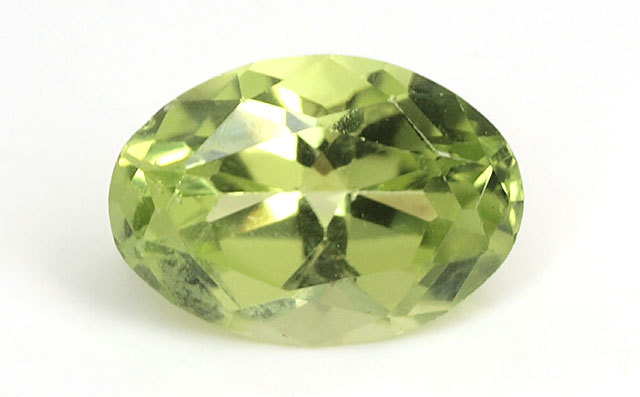ペリドット ルース(裸石) 0.83ct, オーバル(楕円形) (ペリドート/橄欖 