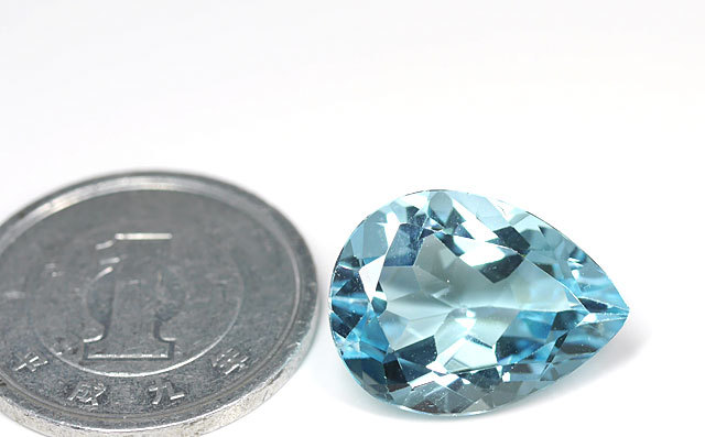 ブルー・トパーズ ルース(裸石) 9.561ct, ペアシェイプ ( 黄玉/おう