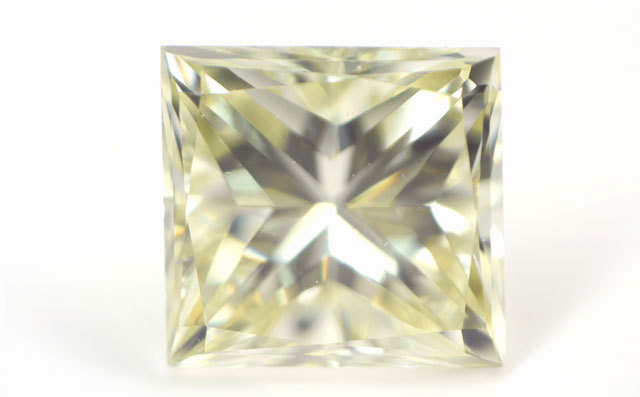 イェローダイヤモンドルース/ F.L.B.YELLOW/ 0.158 ct.