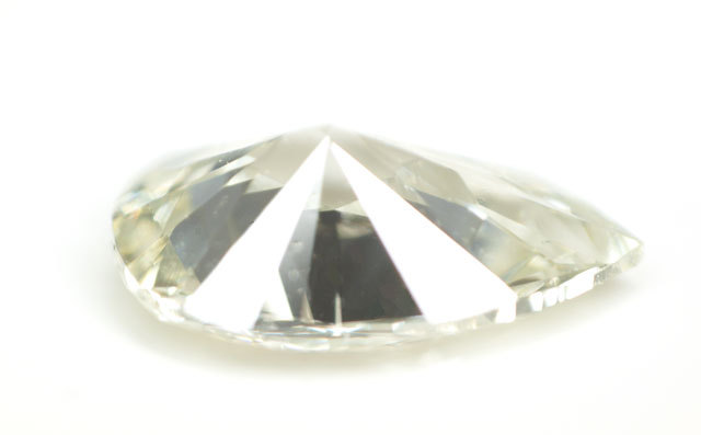 天然イエローダイヤモンド ルース (裸石) Very Light Grayish Greenish