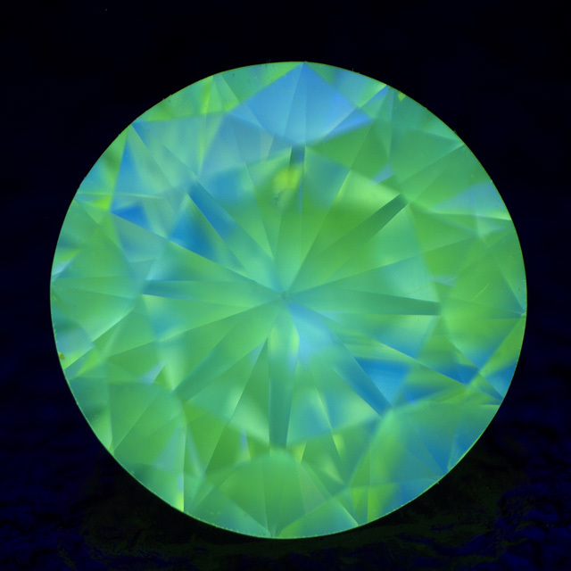 天然イエローダイヤモンド ルース(裸石) 0.328ct, SI-1【蛍光性