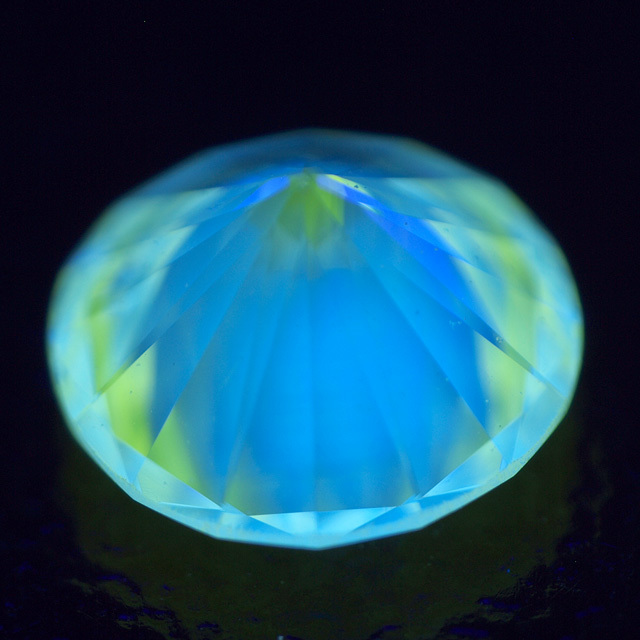天然イエローダイヤモンド ルース(裸石) 0.328ct, SI-1【蛍光性が 