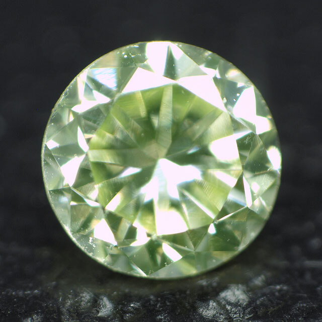 天然グリーンダイヤモンド ルース ( 裸石 ) 0.094ct, Fancy Light 